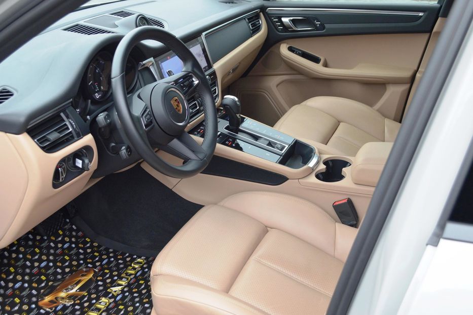 Продам Porsche Macan 2021 года в Одессе