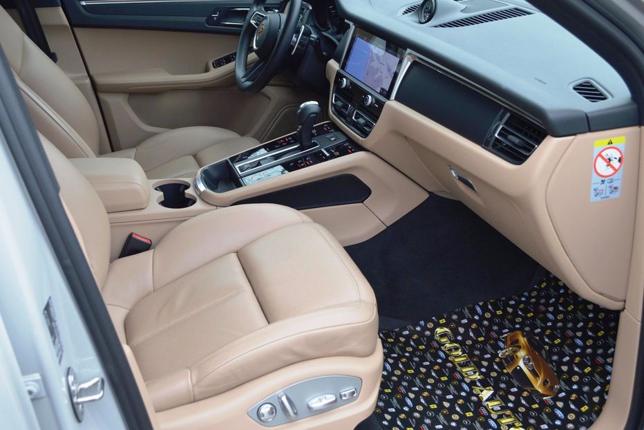 Продам Porsche Macan 2021 года в Одессе