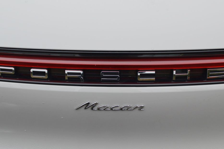 Продам Porsche Macan 2021 года в Одессе