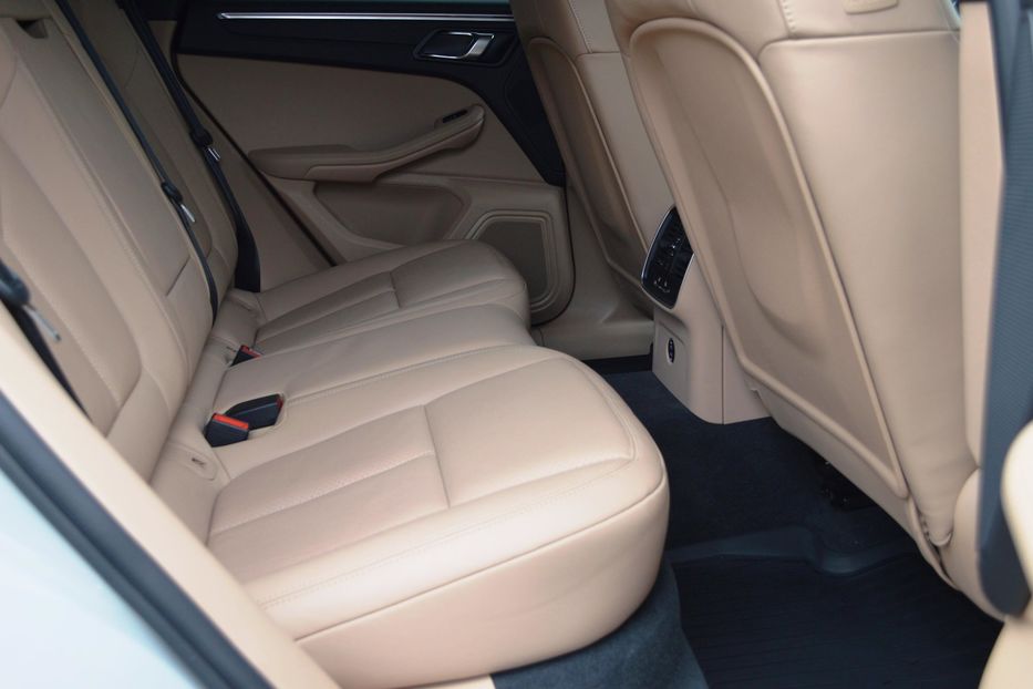 Продам Porsche Macan 2021 года в Одессе