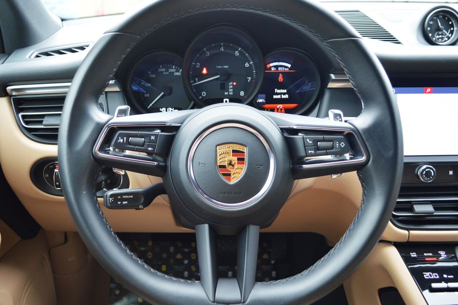 Продам Porsche Macan 2021 года в Одессе