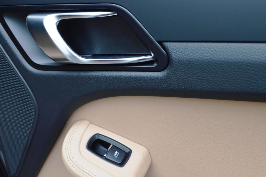 Продам Porsche Macan 2021 года в Одессе