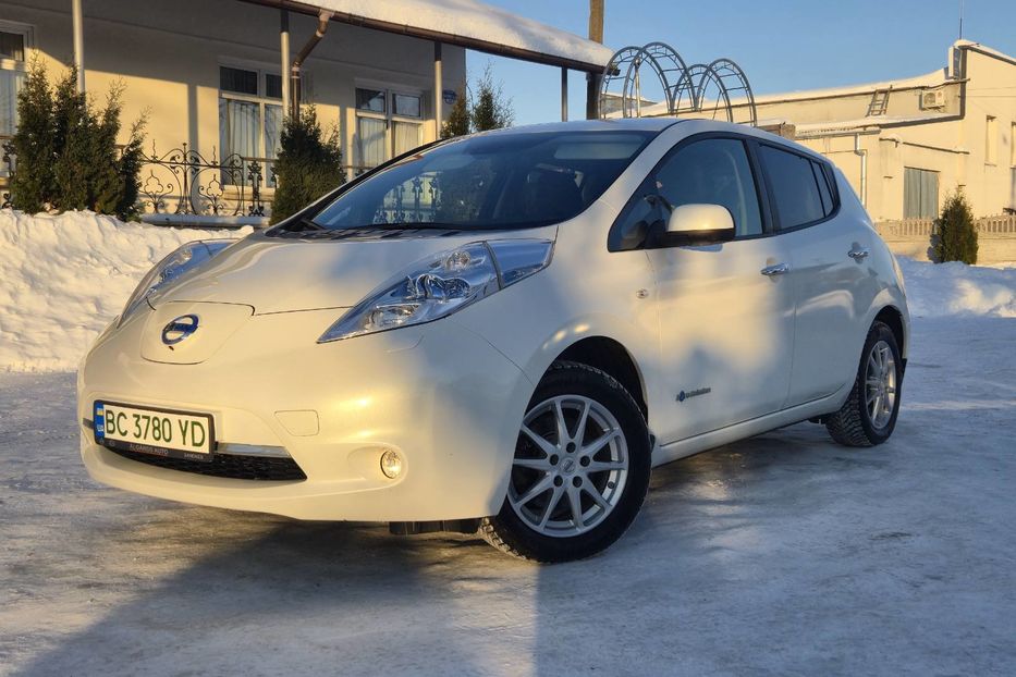 Продам Nissan Leaf 30kw. 2016 года в Львове