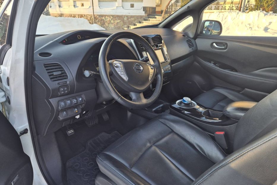 Продам Nissan Leaf 30kw. 2016 года в Львове