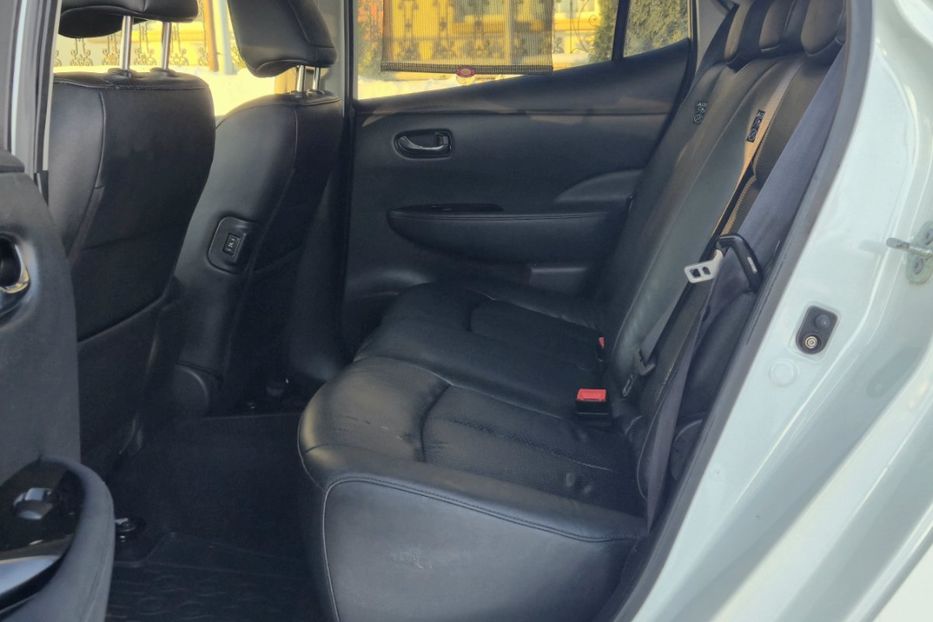 Продам Nissan Leaf 30kw. 2016 года в Львове