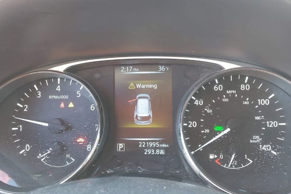 Продам Nissan Rogue 2.5 SL 2016 года в Львове