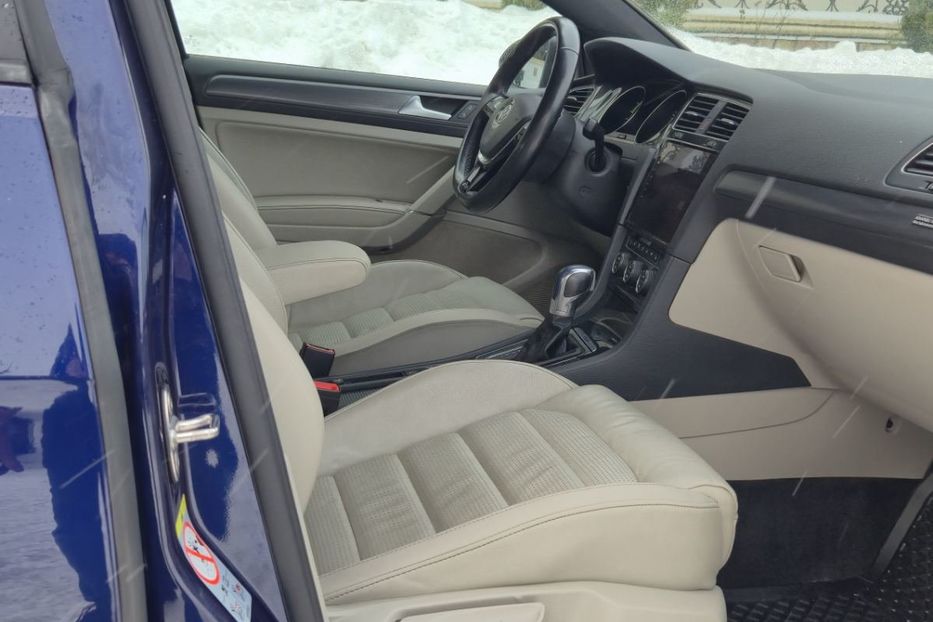 Продам Volkswagen e-Golf 36кВт. 2017 года в Львове