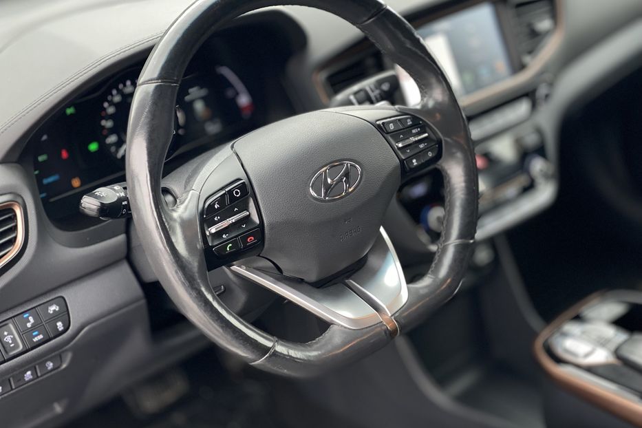 Продам Hyundai Ioniq 2017 года в Луцке