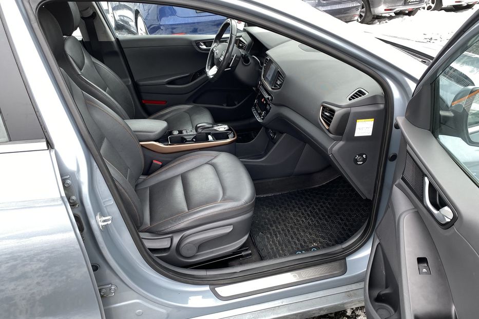 Продам Hyundai Ioniq 2017 года в Луцке