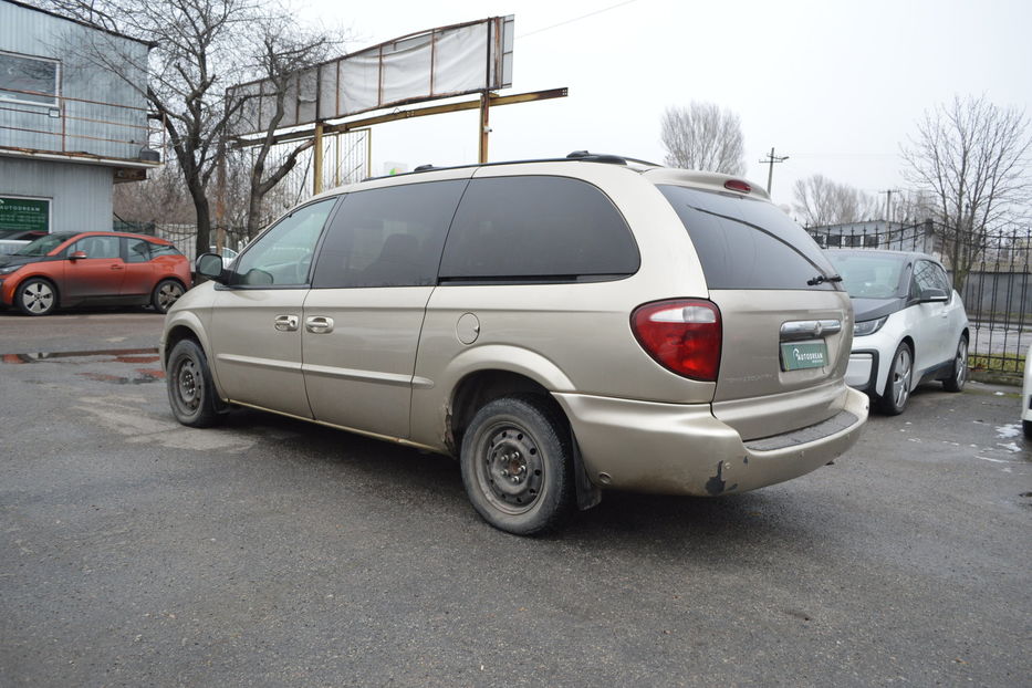 Продам Chrysler Town & Country 7 місць 2002 года в Одессе