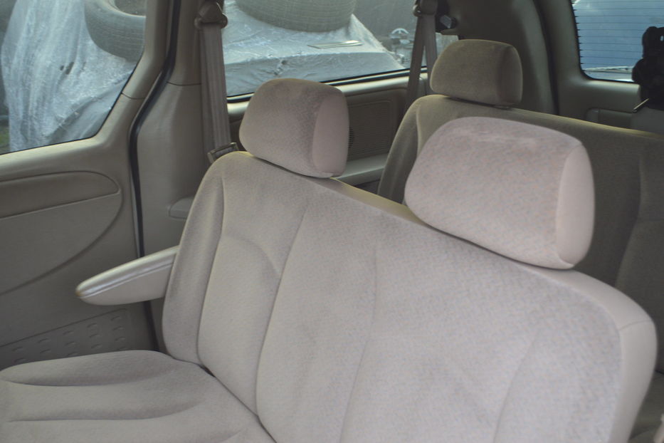 Продам Chrysler Town & Country 7 місць 2002 года в Одессе