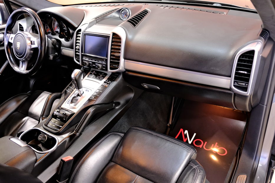 Продам Porsche Cayenne GTS 2014 года в Одессе