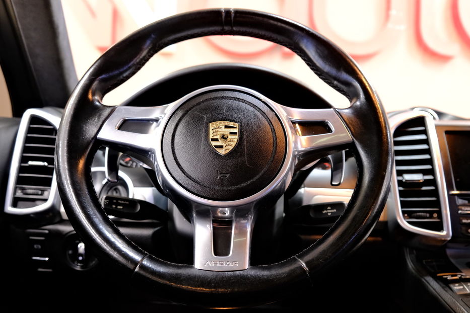 Продам Porsche Cayenne GTS 2014 года в Одессе