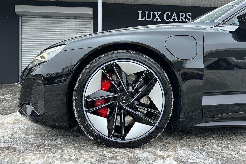 Продам Audi E-Tron RS GT 2024 года в Киеве