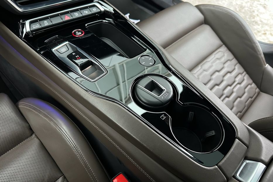 Продам Audi E-Tron RS GT 2024 года в Киеве