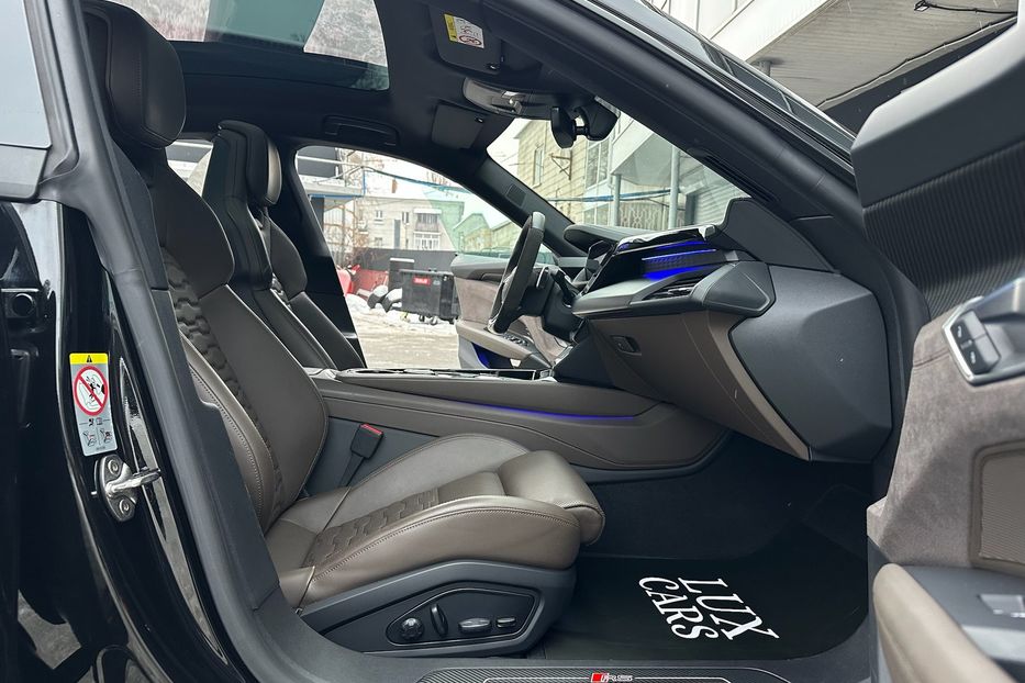 Продам Audi E-Tron RS GT 2024 года в Киеве