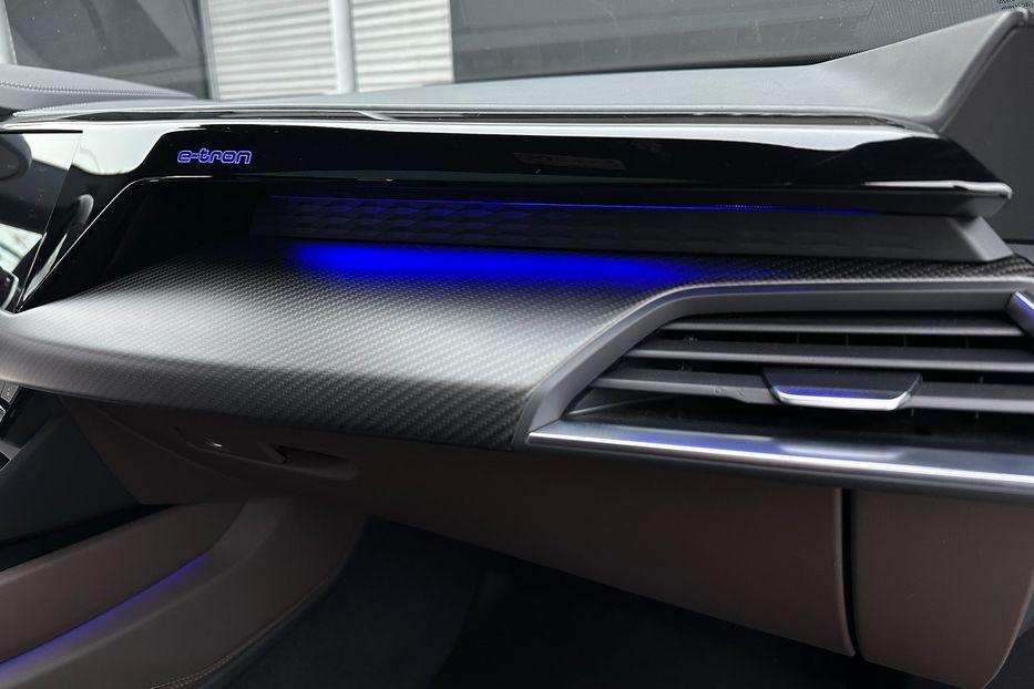 Продам Audi E-Tron RS GT 2024 года в Киеве