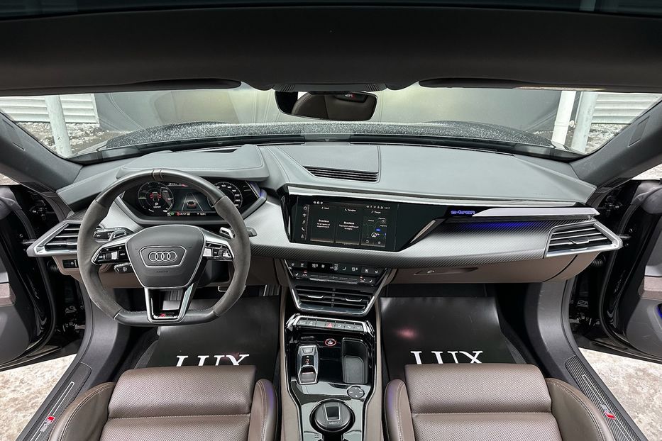 Продам Audi E-Tron RS GT 2024 года в Киеве