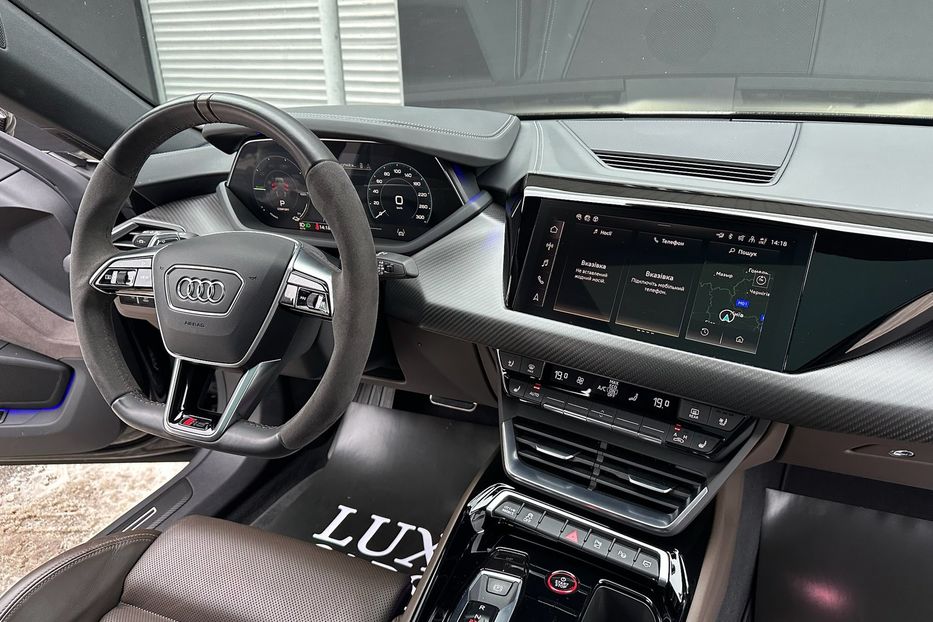 Продам Audi E-Tron RS GT 2024 года в Киеве