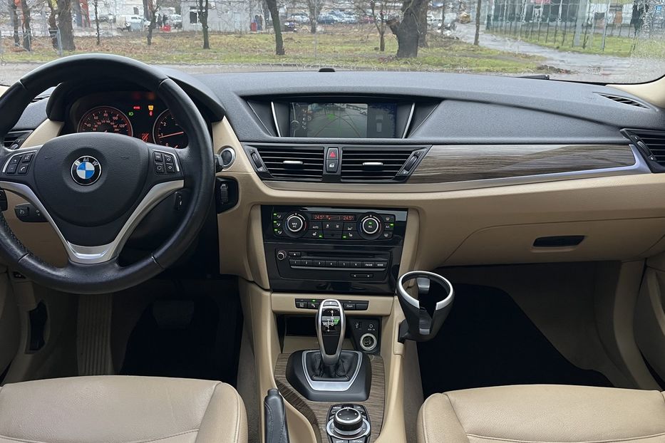 Продам BMW X1 Xdrive28I 2014 года в Николаеве