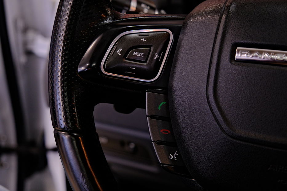 Продам Land Rover Range Rover Evoque SD4 2011 года в Одессе