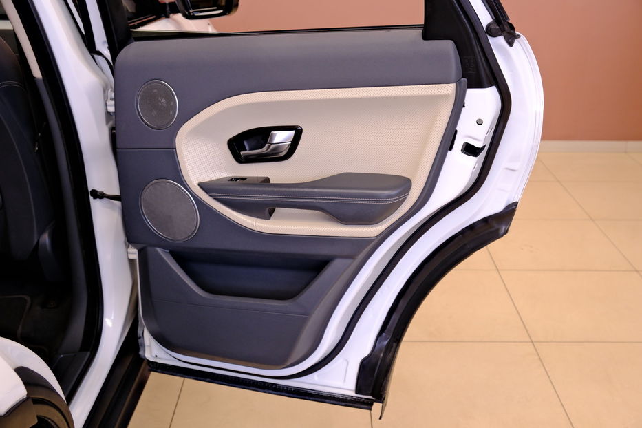 Продам Land Rover Range Rover Evoque SD4 2011 года в Одессе