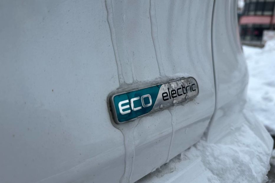 Продам Kia Niro EV електро 2022 года в Черновцах