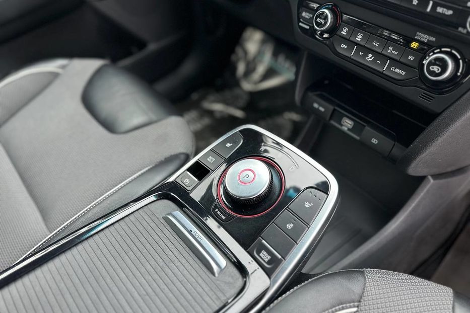 Продам Kia Niro EV електро 2022 года в Черновцах