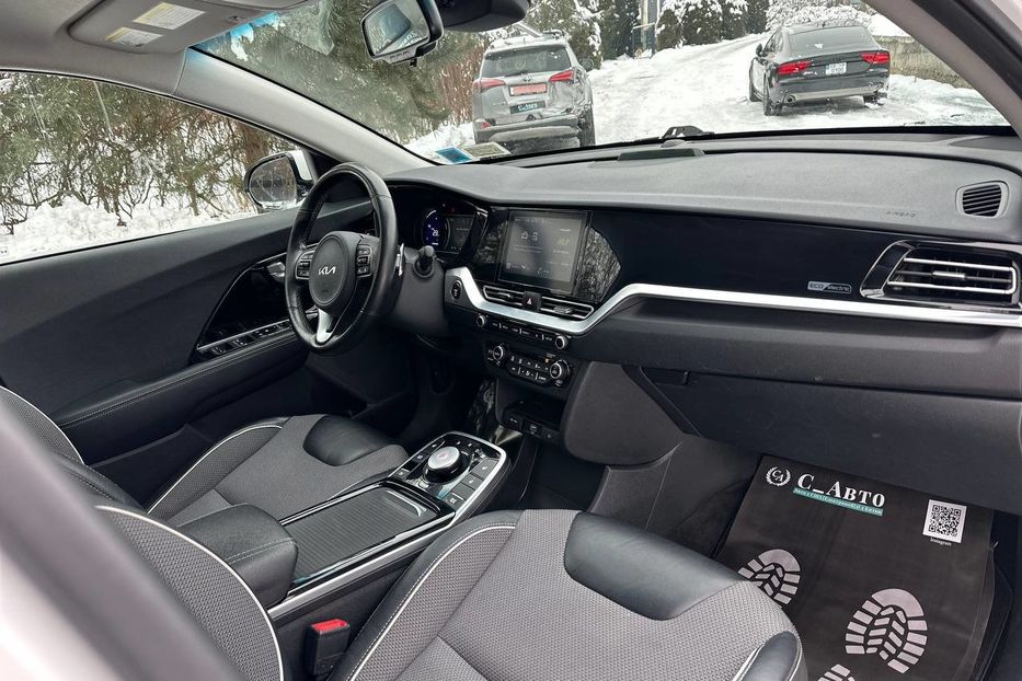 Продам Kia Niro EV електро 2022 года в Черновцах