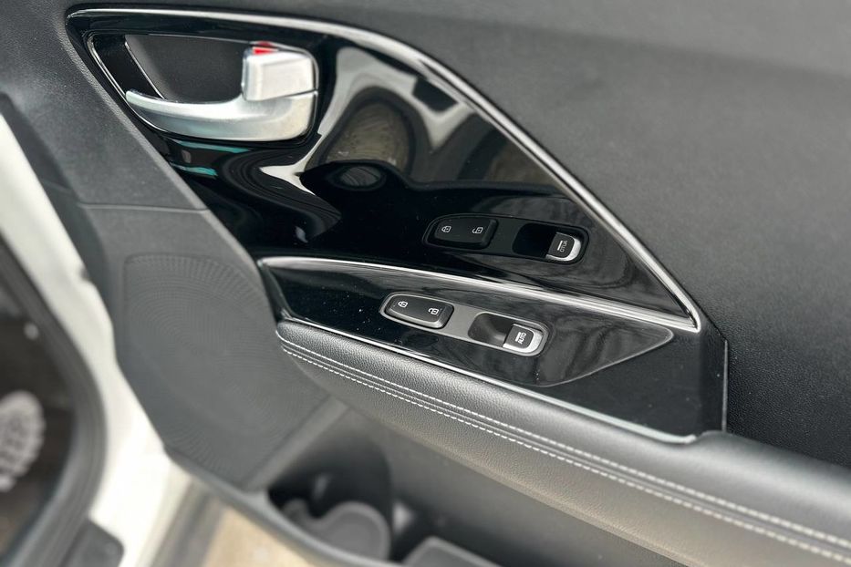 Продам Kia Niro EV електро 2022 года в Черновцах