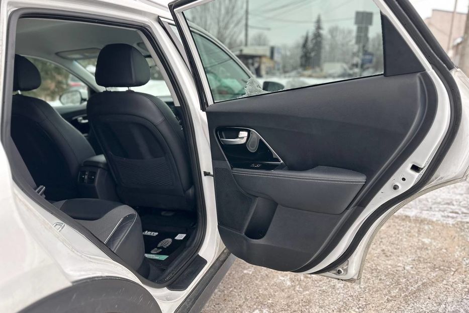 Продам Kia Niro EV електро 2022 года в Черновцах