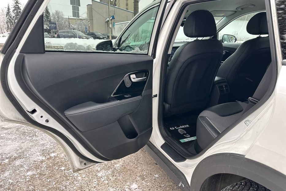 Продам Kia Niro EV електро 2022 года в Черновцах