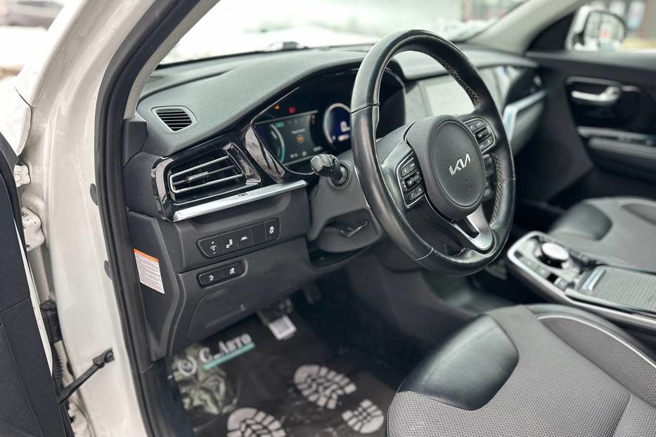 Продам Kia Niro EV електро 2022 года в Черновцах