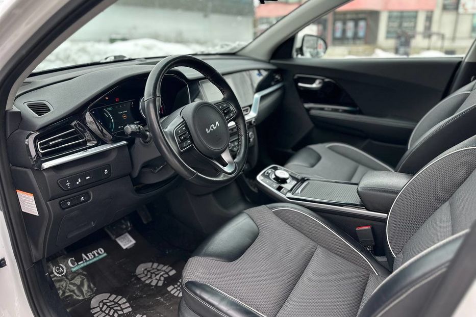 Продам Kia Niro EV електро 2022 года в Черновцах