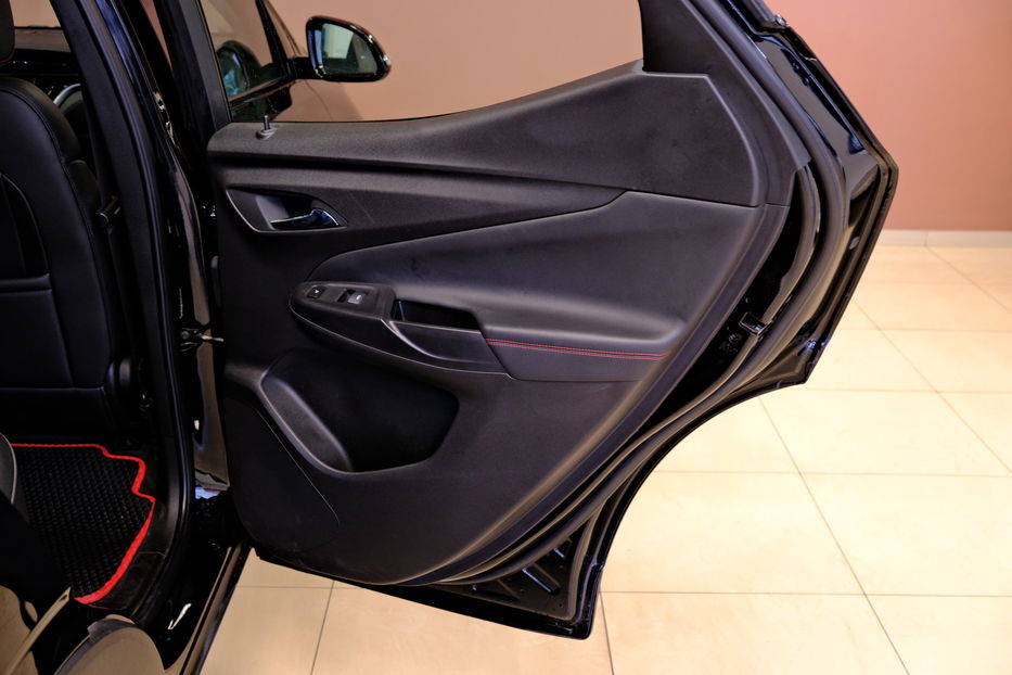 Продам Chevrolet Bolt EUV Premier 2022 года в Одессе