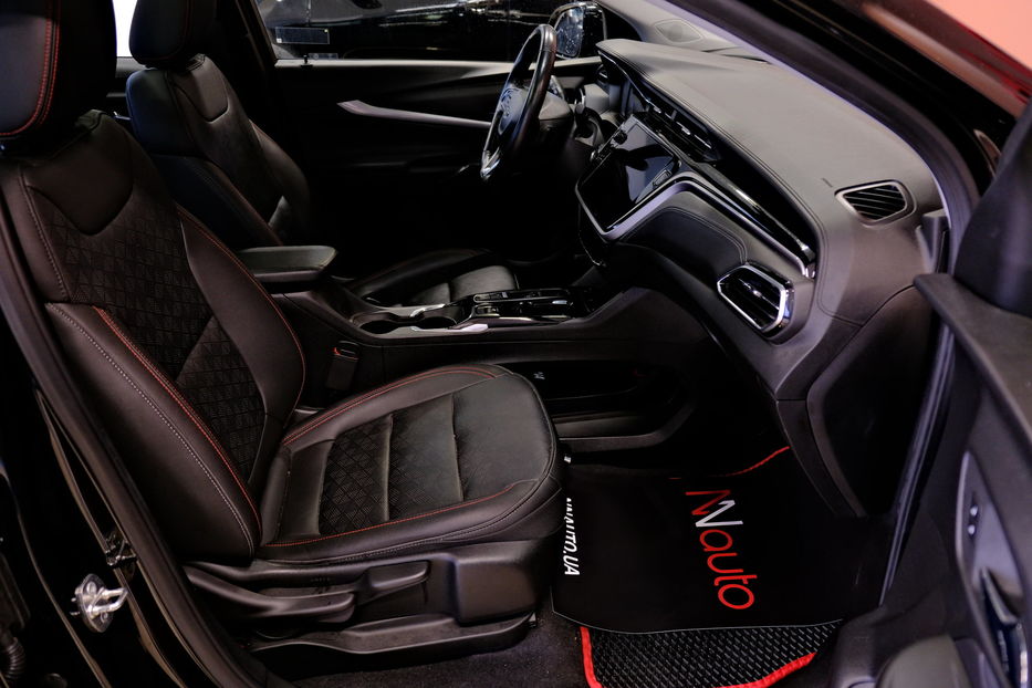 Продам Chevrolet Bolt EUV Premier 2022 года в Одессе