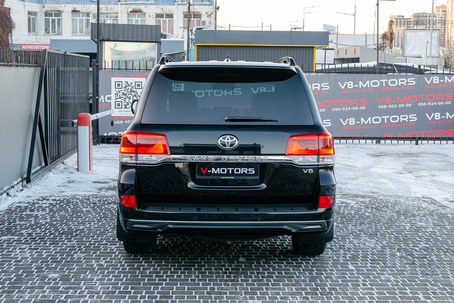 Продам Toyota Land Cruiser 200 4.5D Special Edition 2016 года в Киеве