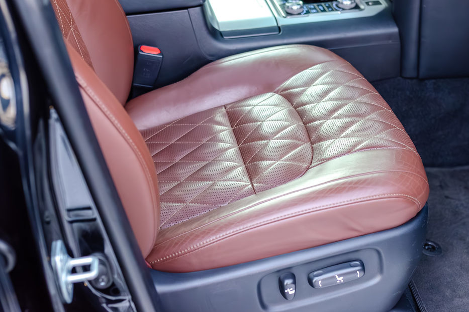 Продам Toyota Land Cruiser 200 4.5D Special Edition 2016 года в Киеве