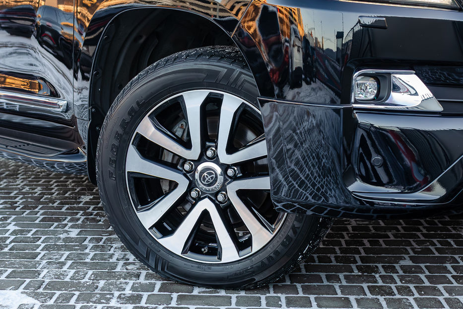 Продам Toyota Land Cruiser 200 4.5D Special Edition 2016 года в Киеве