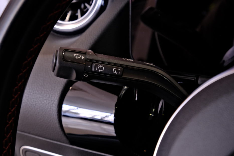 Продам Mercedes-Benz EQC 300 2022 года в Одессе