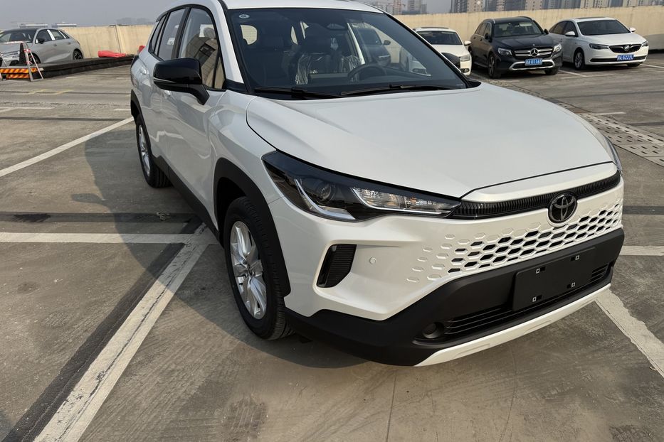 Продам Toyota Corolla Cross  НОВА 2026 2026 года в Черновцах