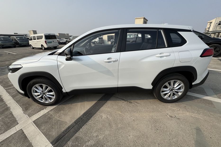 Продам Toyota Corolla Cross  НОВА 2026 2026 года в Черновцах