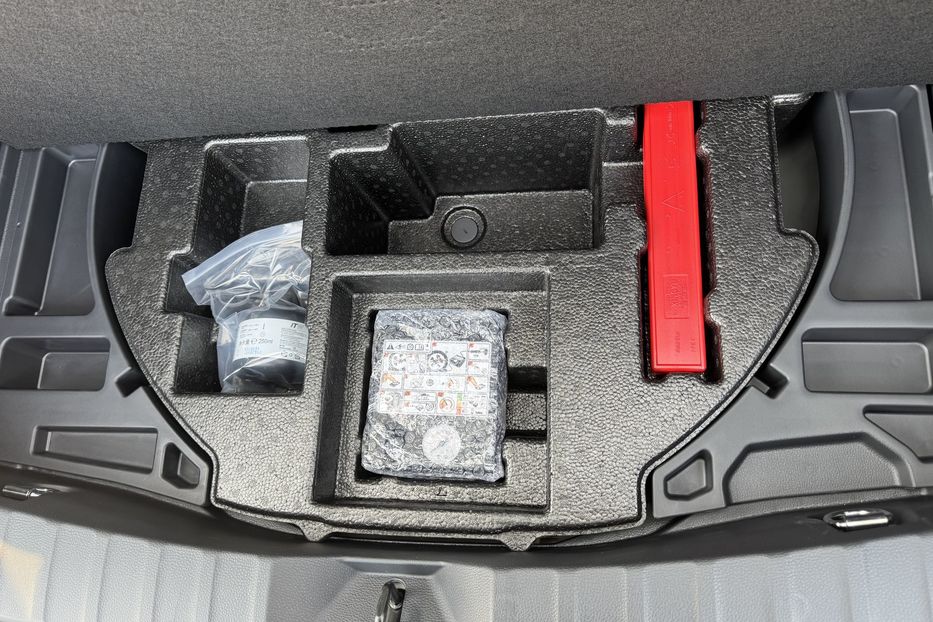 Продам Toyota Corolla Cross  НОВА 2026 2026 года в Черновцах