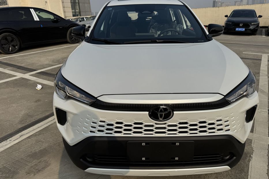 Продам Toyota Corolla Cross  НОВА 2026 2026 года в Черновцах