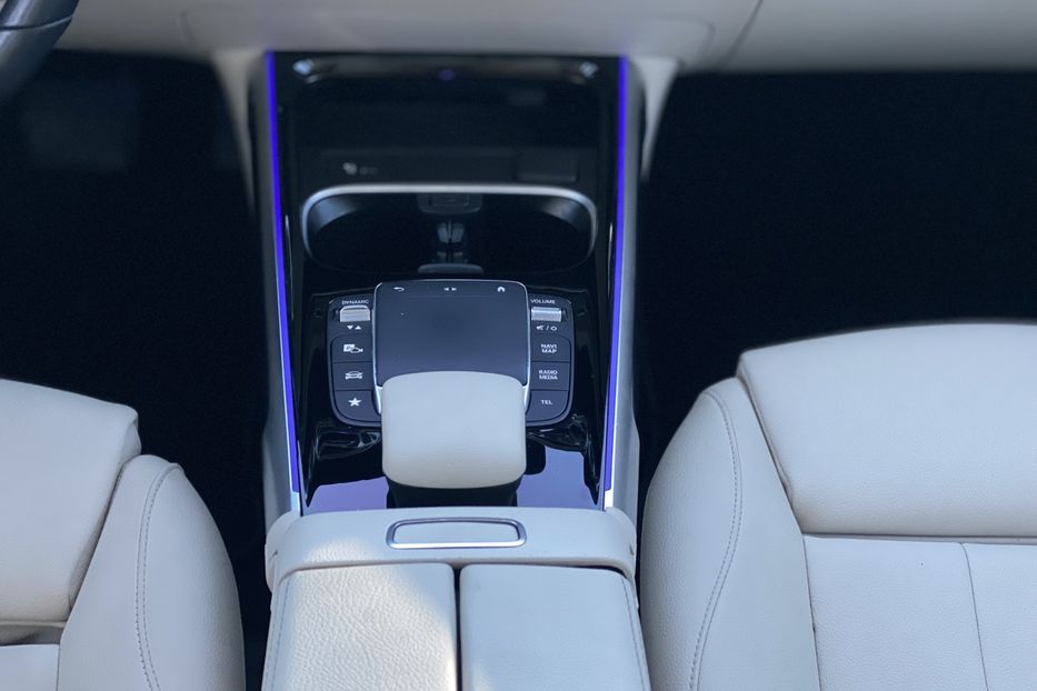 Продам Mercedes-Benz E-Class EQB 2023 года в Луцке