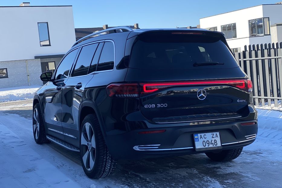 Продам Mercedes-Benz E-Class EQB 2023 года в Луцке