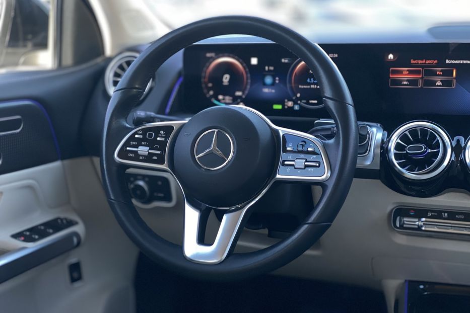 Продам Mercedes-Benz E-Class EQB 2023 года в Луцке