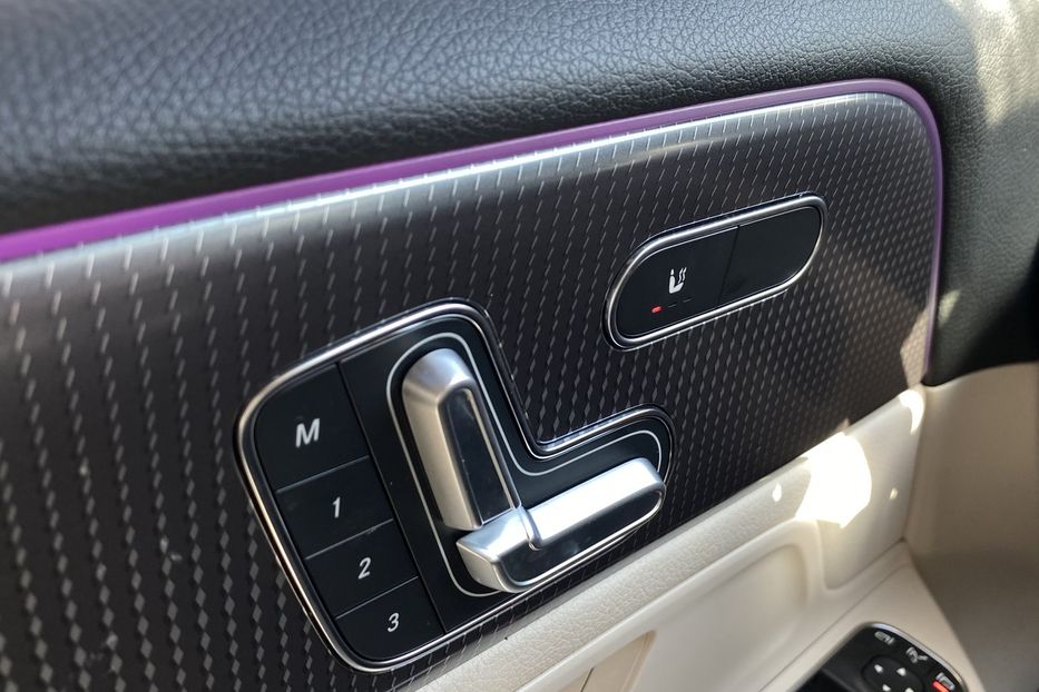 Продам Mercedes-Benz E-Class EQB 2023 года в Луцке