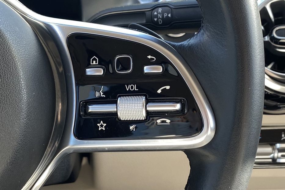 Продам Mercedes-Benz E-Class EQB 2023 года в Луцке