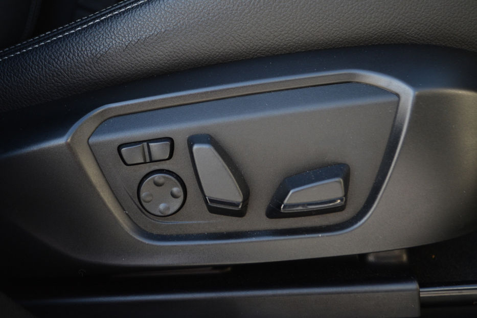 Продам BMW X3  X-drive35i  2016 года в Киеве